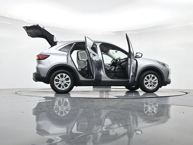 Certified 2024 Ford Escape Active AWD/4WD image 52