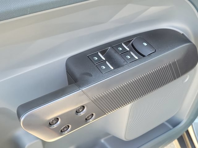 Certified 2025 Ford Maverick XL FWD image 13