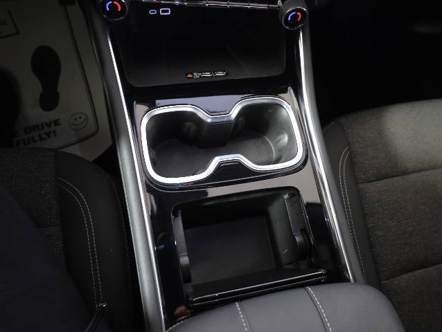 Used 2024 Chevrolet Traverse LT w/ Midnight/Sport Edition image 18