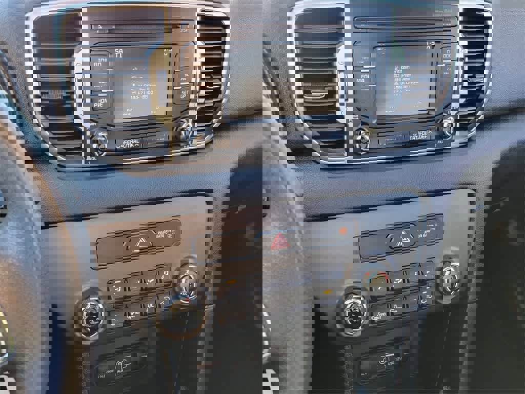 Used 2017 Kia Sportage LX image 20