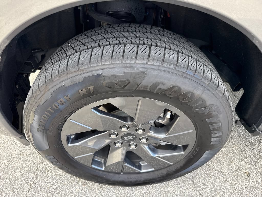 Certified 2025 Ford F150 Lightning Flash AWD/4WD image 12