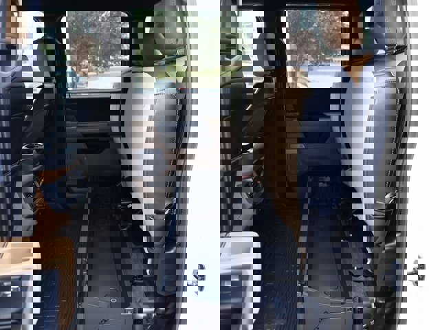 Certified 2025 Ford F250 Lariat w/ Tremor Off-Road Package image 10