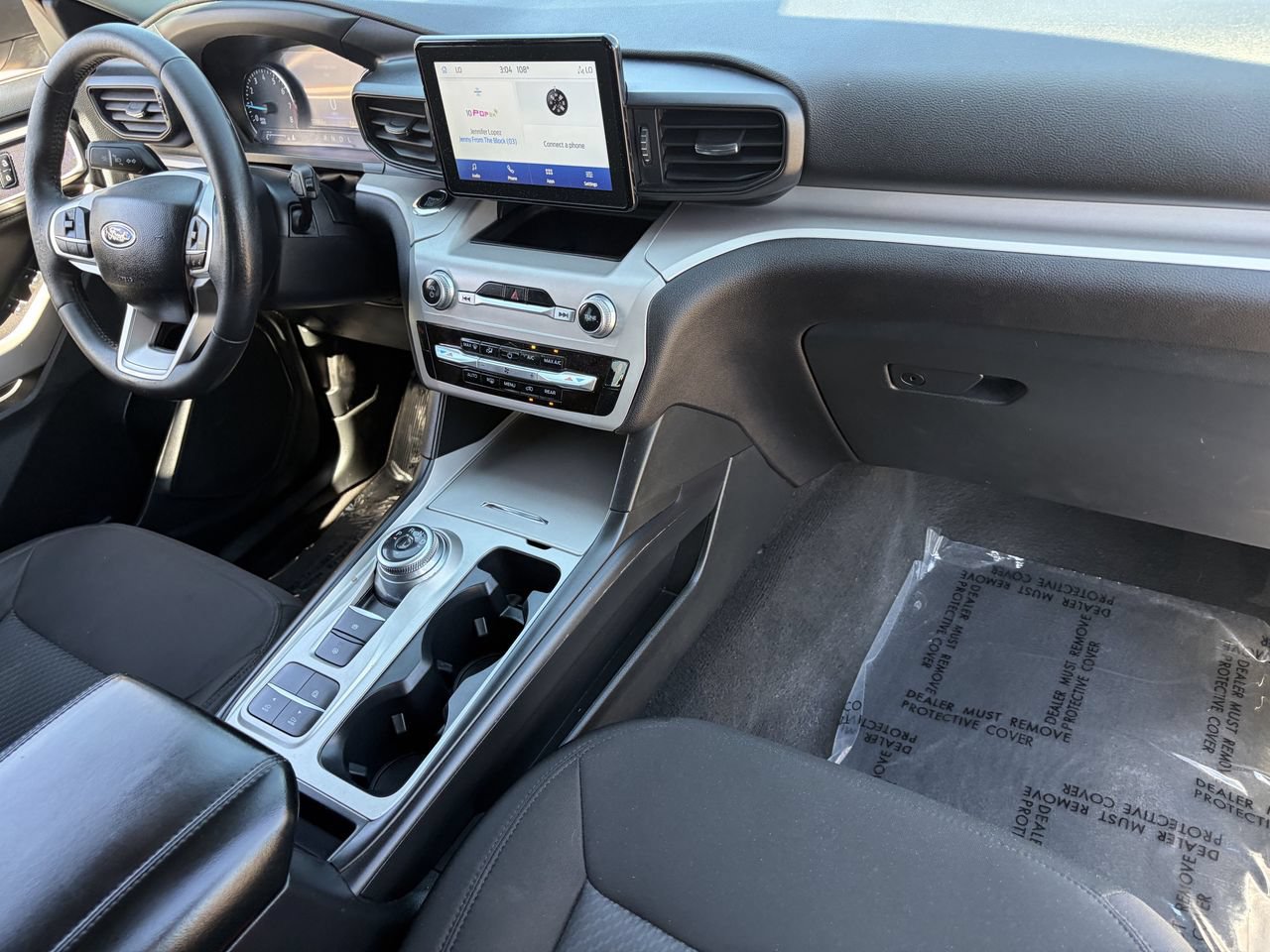 Certified 2023 Ford Explorer XLT RWD image 12