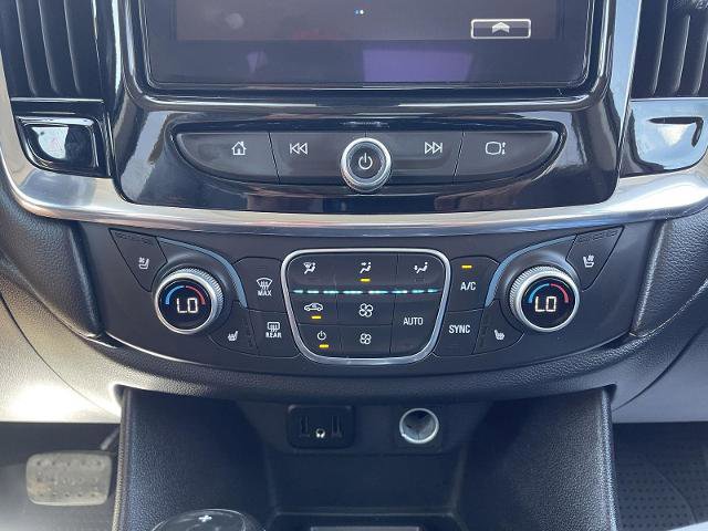 Used 2018 Chevrolet Traverse Premier AWD/4WD image 30