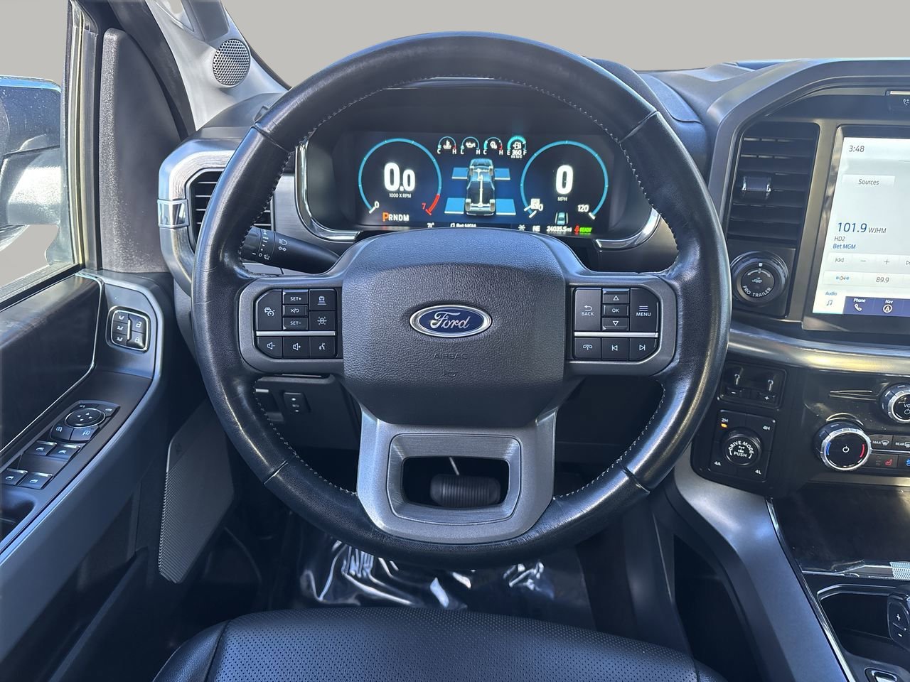 Certified 2023 Ford F150 Lariat w/ Trailer Tow Package image 8