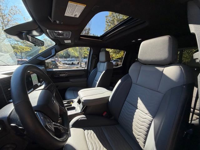 Used 2025 Chevrolet Silverado 1500 ZR2 w/ Technology Package image 16