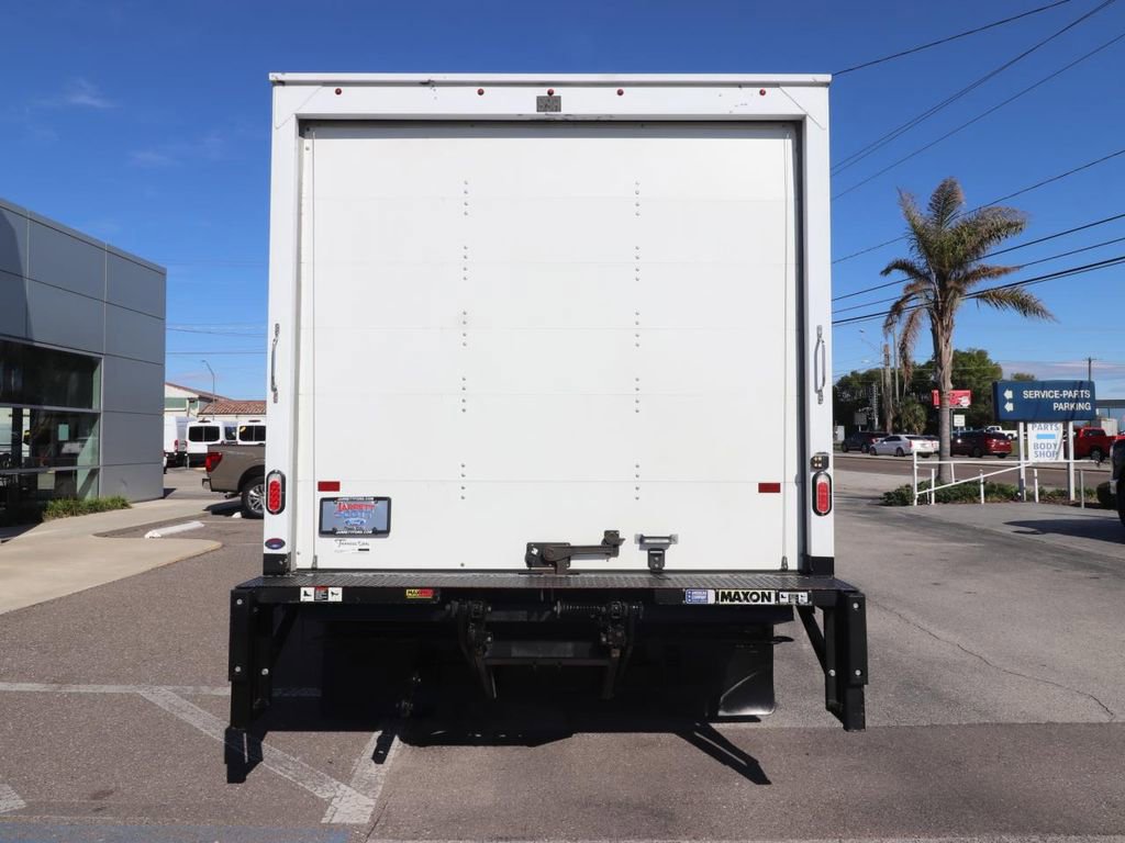 Certified 2024 Ford E-450 and Econoline 450 Super Duty w/ Power Windows & Locks Group image 4
