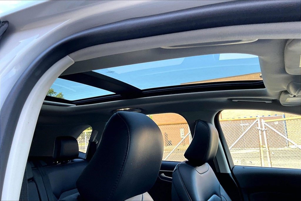 Certified 2024 Ford Edge SEL w/ Convenience Package AWD/4WD image 21