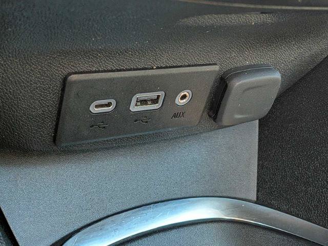 Used 2025 Chevrolet Malibu LT FWD image 24