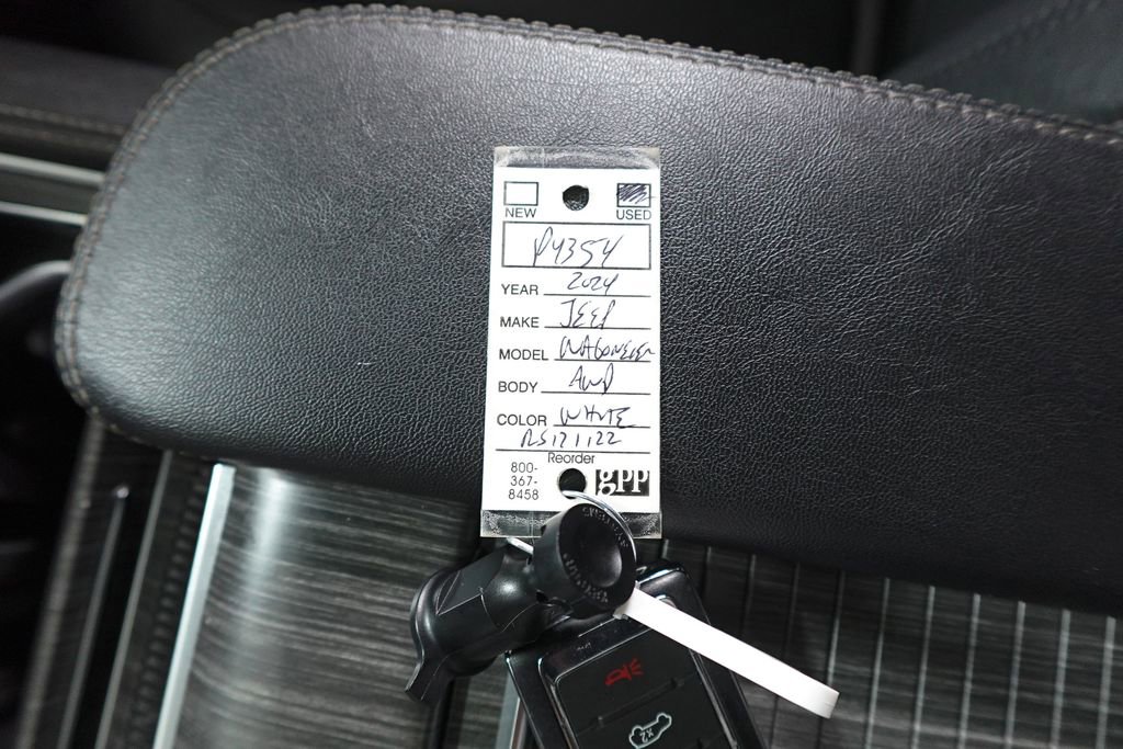 Used 2024 Jeep Wagoneer Series II image 34