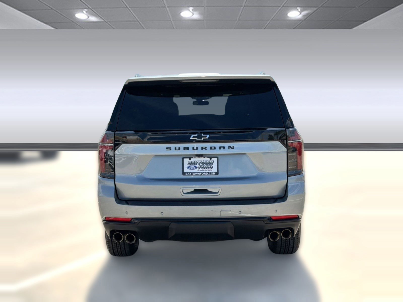 Used 2025 Chevrolet Suburban Z71 image 4