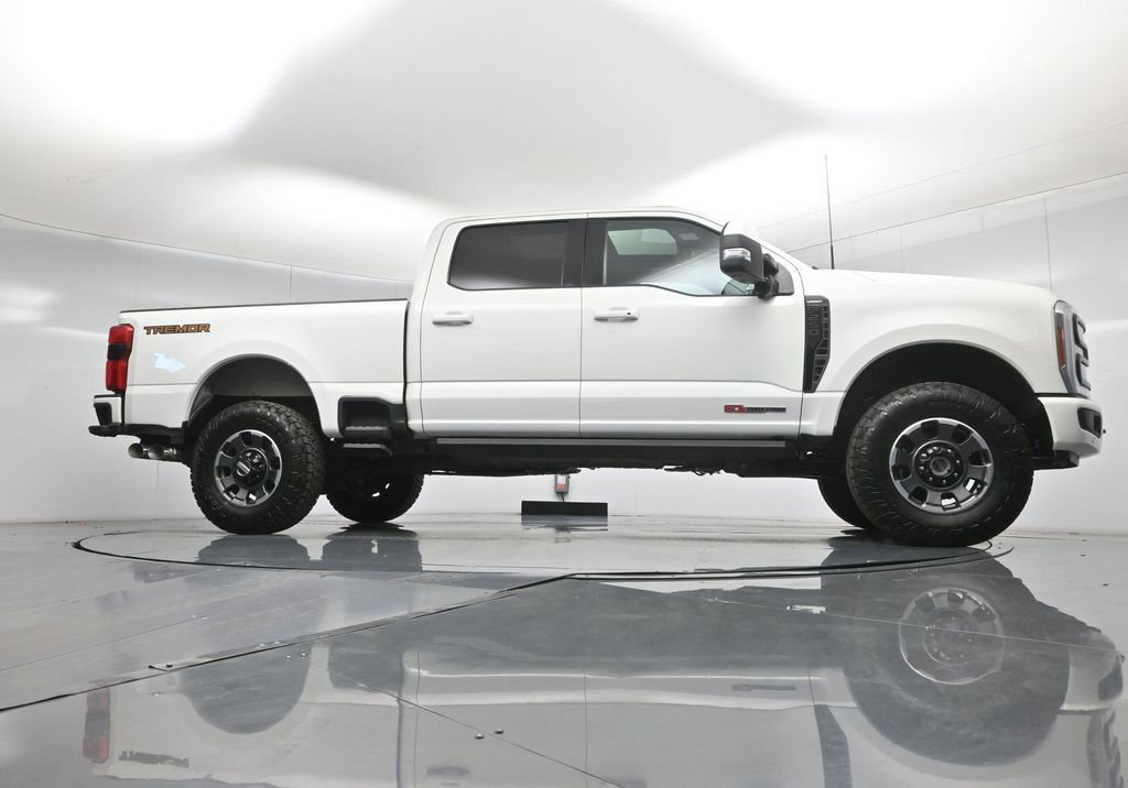 Certified 2023 Ford F250 Lariat w/ Lariat Ultimate Package image 4