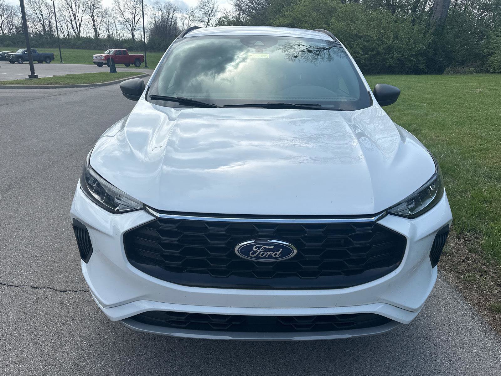 Certified 2023 Ford Escape ST-Line w/ Cold Weather Package image 8