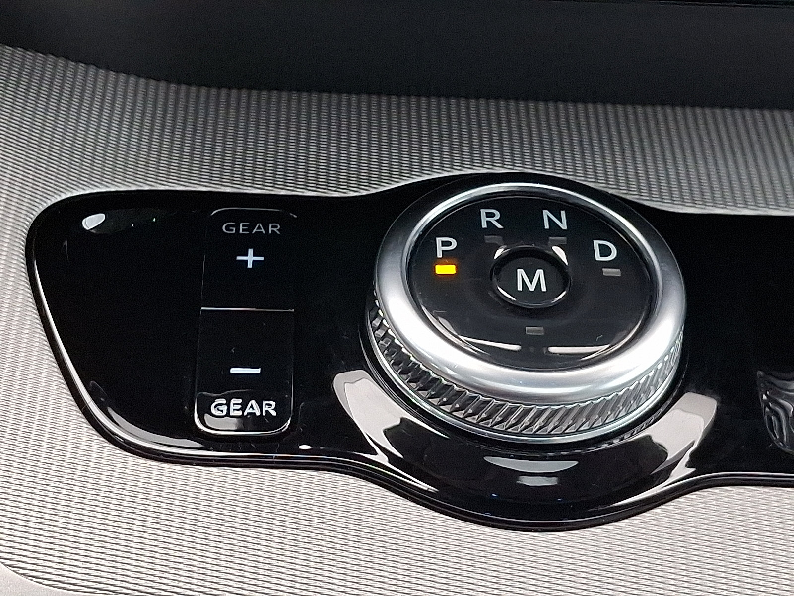 Certified 2025 Ford Expedition Active AWD/4WD image 16
