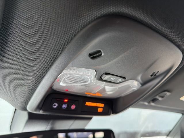 Used 2023 Chevrolet Colorado Z71 w/ Z71 Convenience Package 2 image 26