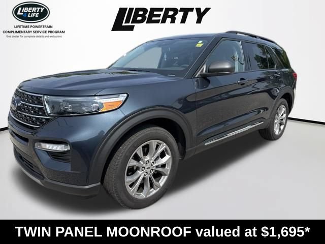 Certified 2023 Ford Explorer XLT w/ Equipment Group 202A AWD/4WD image 3