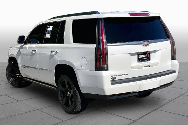 Used 2017 Cadillac Escalade Premium Luxury AWD/4WD image 12