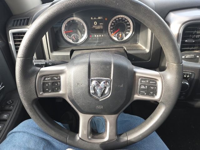 Used 2021 RAM 1500 Classic SLT image 32