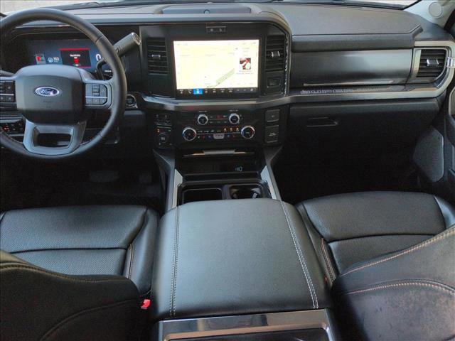 Certified 2025 Ford F250 Lariat w/ Black Appearance Package image 16