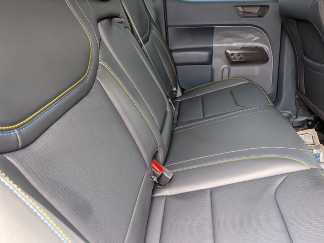 Certified 2025 Ford Maverick Lobo AWD/4WD image 19