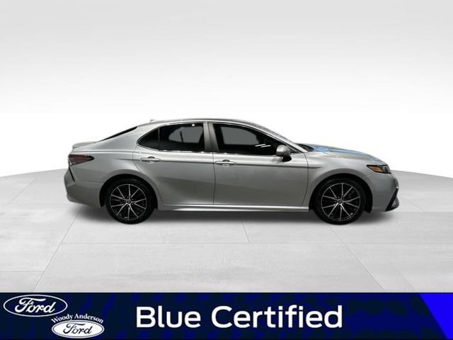 Used 2021 Toyota Camry SE image 5