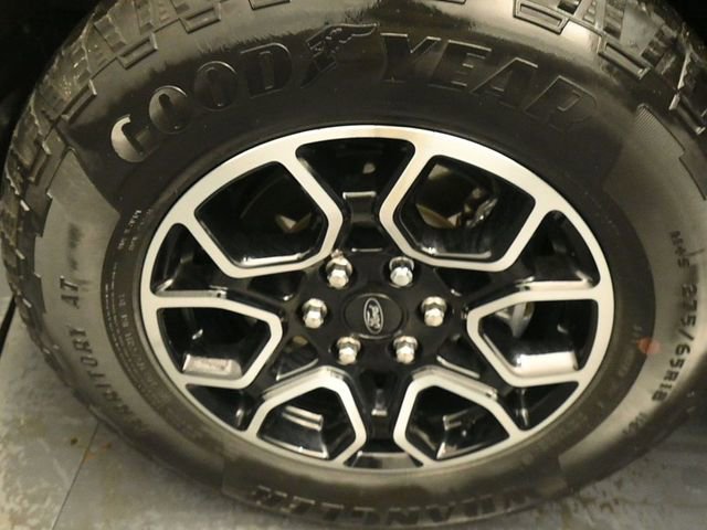 Certified 2022 Ford F150 XLT w/ Equipment Group 302A High image 16