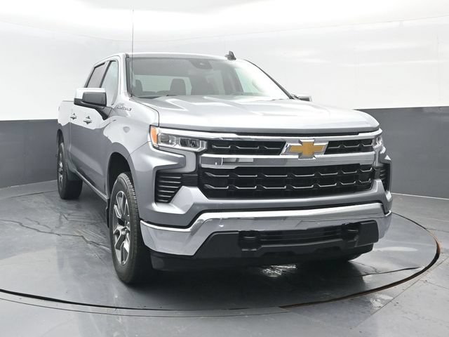 Used 2023 Chevrolet Silverado 1500 LT AWD/4WD image 2
