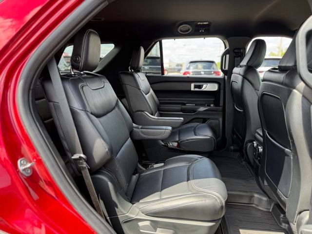 Certified 2020 Ford Explorer ST w/ Premium Technology Package AWD/4WD image 18