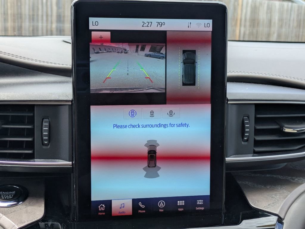 Certified 2022 Ford Explorer Platinum w/ Equipment Group 601A AWD/4WD image 21