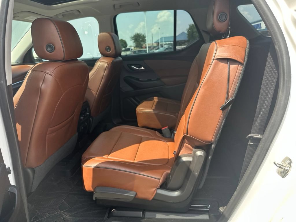 Used 2018 Chevrolet Traverse High Country AWD/4WD image 18