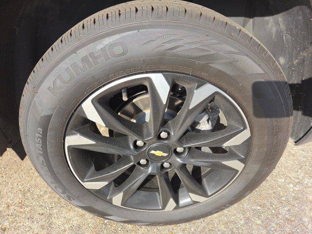 Used 2021 Chevrolet TrailBlazer LT w/ Premium Seating Package FWD image 17