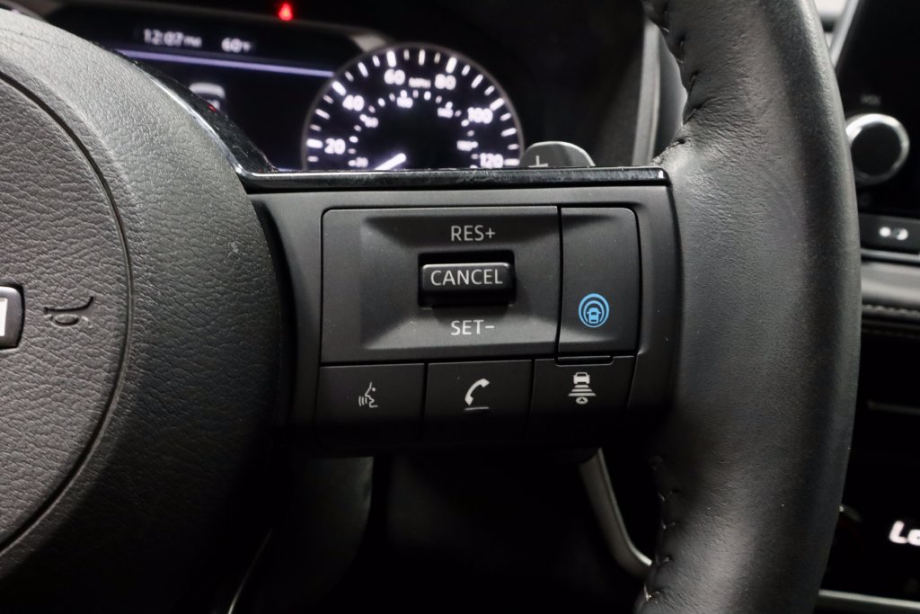 Used 2023 Nissan Rogue SV w/ SV Premium B Package AWD/4WD image 28