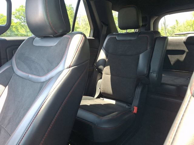 Certified 2025 Ford Explorer ST AWD/4WD image 16