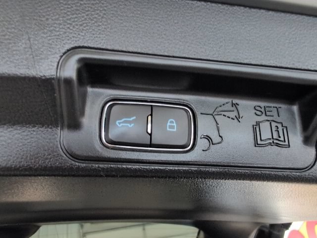 Certified 2022 Ford Explorer XLT AWD/4WD image 32