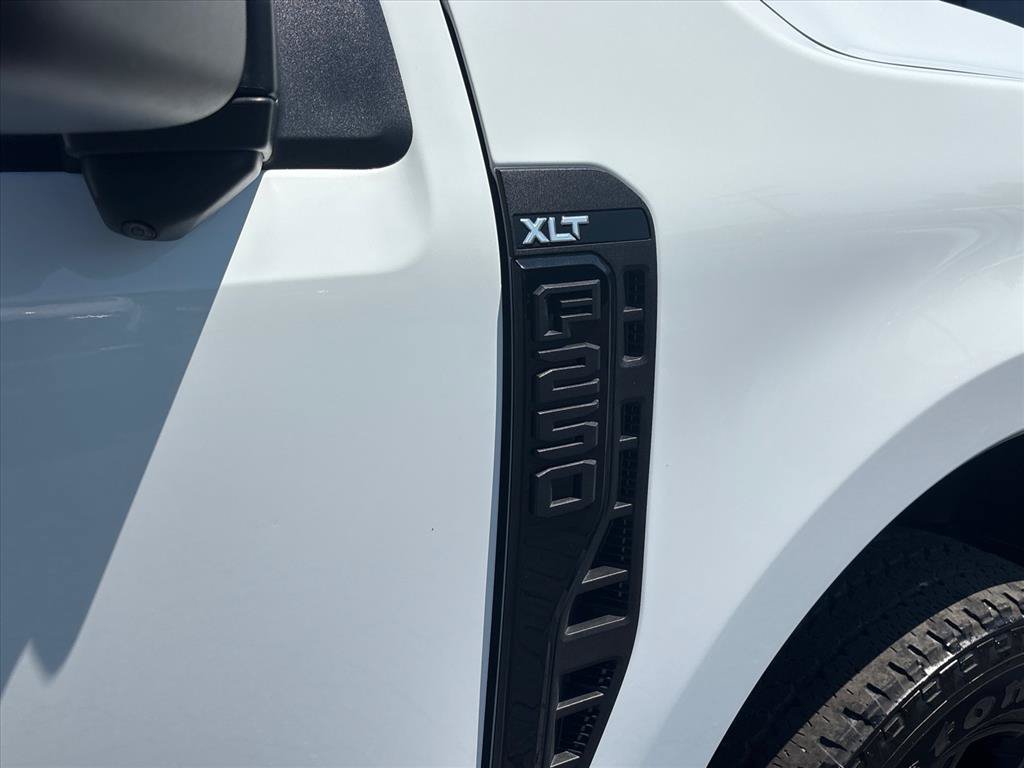 Certified 2023 Ford F250 XLT w/ XLT Premium Package AWD/4WD image 11