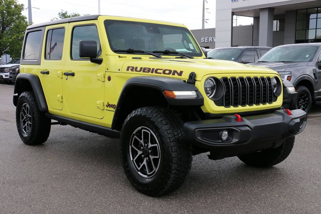 Used 2024 Jeep Wrangler Unlimited Rubicon AWD/4WD image 4