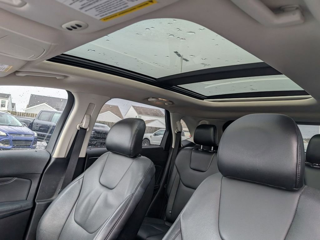 Certified 2017 Ford Edge Titanium w/ Equipment Group 301A image 5