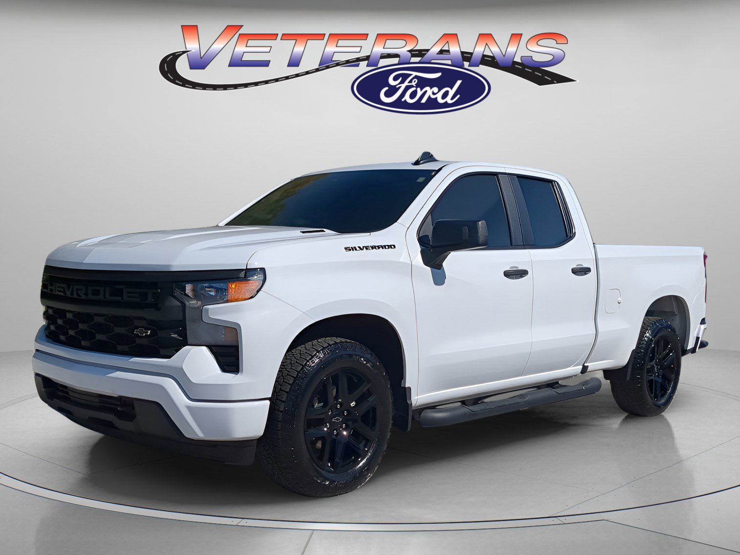 Used 2025 Chevrolet Silverado 1500 Custom w/ Turbomax Blackout Package
