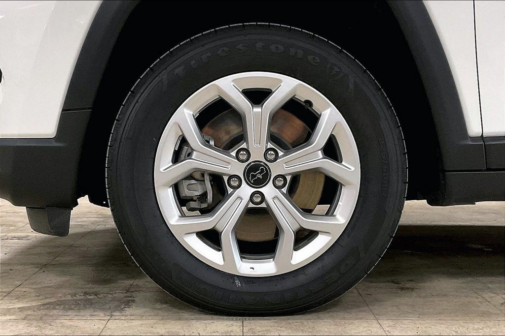 Used 2025 Jeep Compass Latitude AWD/4WD image 9