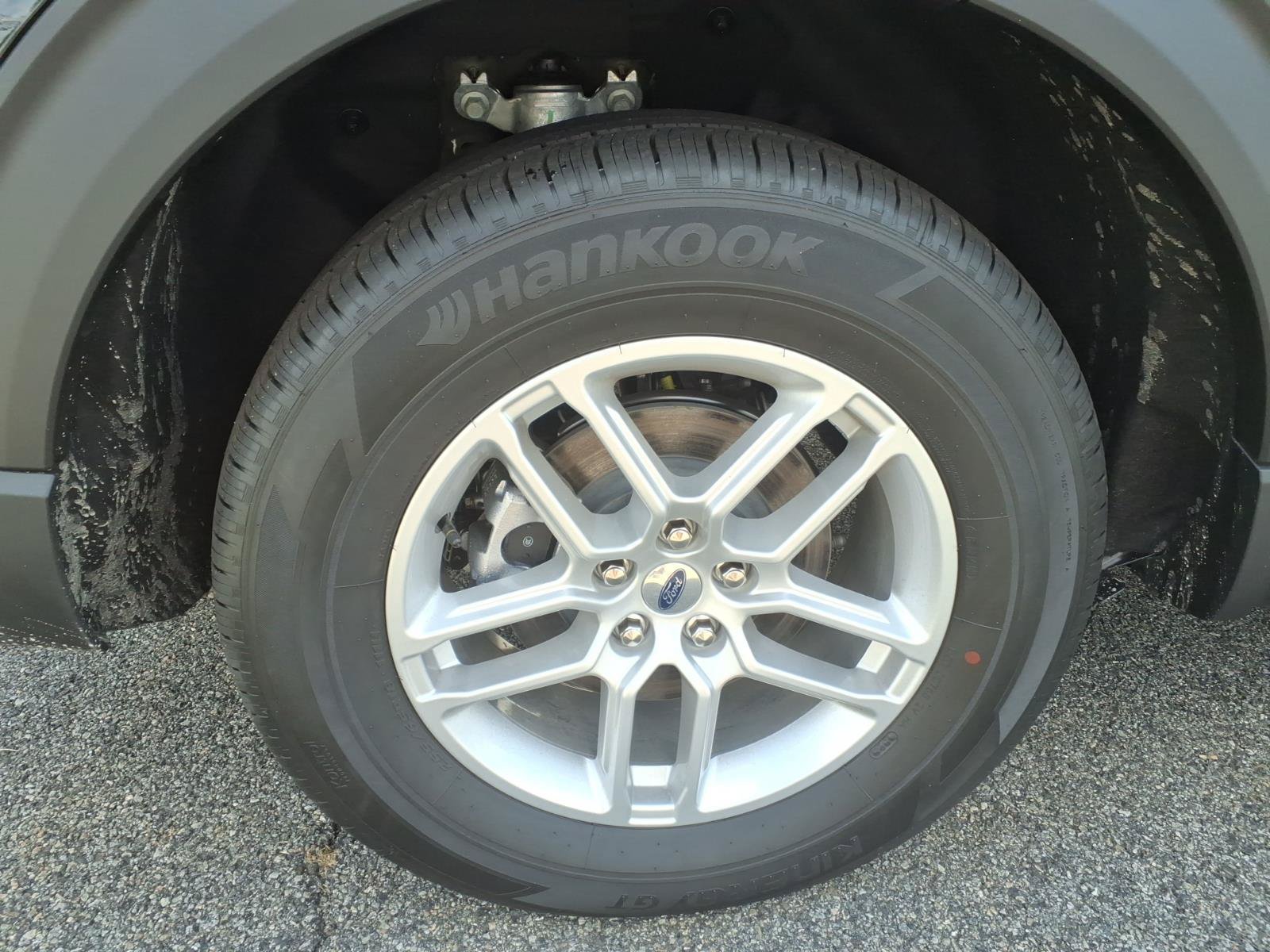 Certified 2026 Ford Explorer Active AWD/4WD image 13