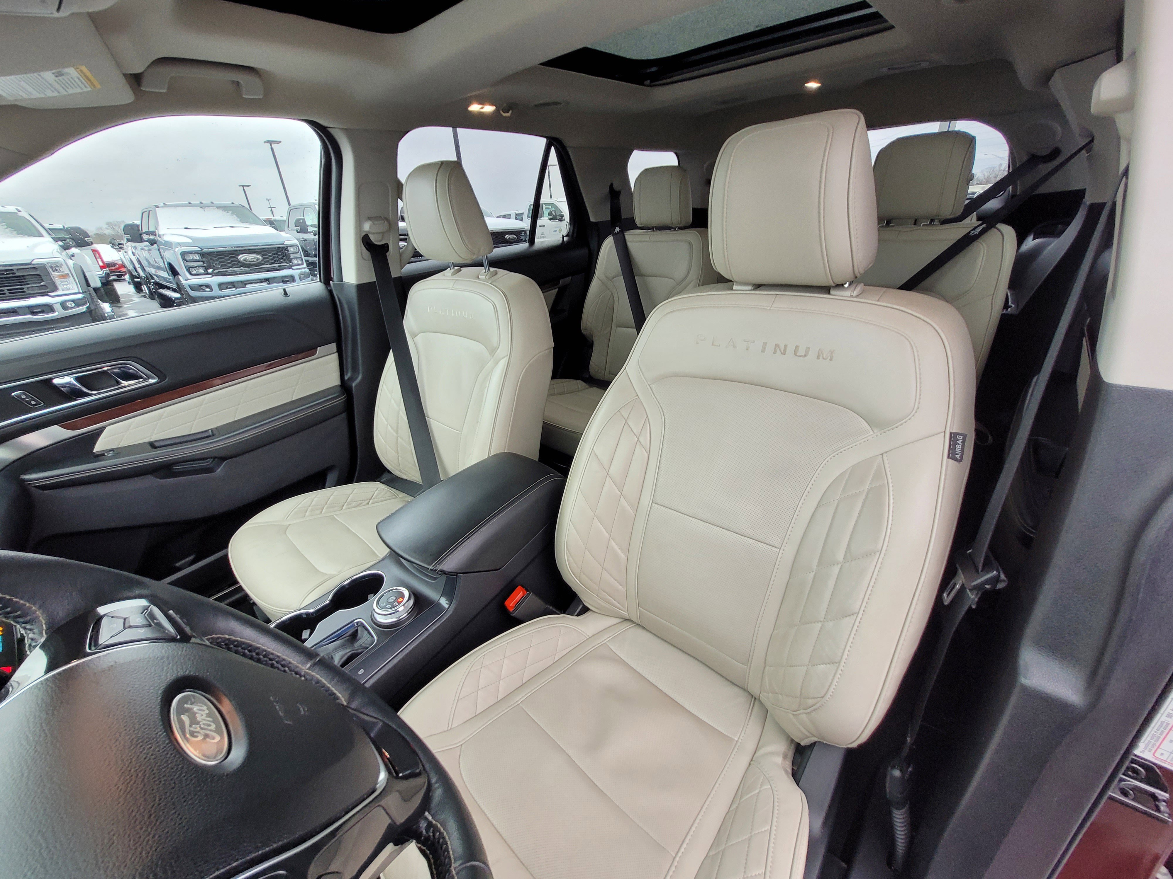 Certified 2019 Ford Explorer Platinum image 36