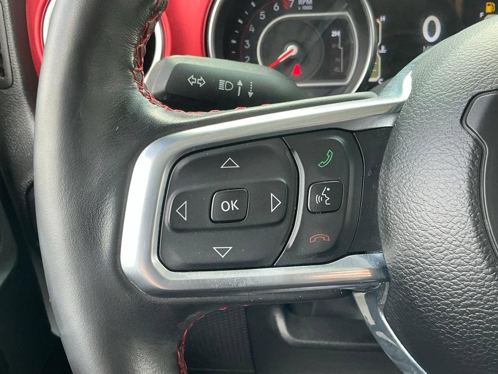 Used 2022 Jeep Gladiator Rubicon w/ Cold Weather Group AWD/4WD image 39