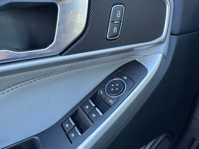 Certified 2022 Ford Explorer XLT w/ Equipment Group 202A image 27