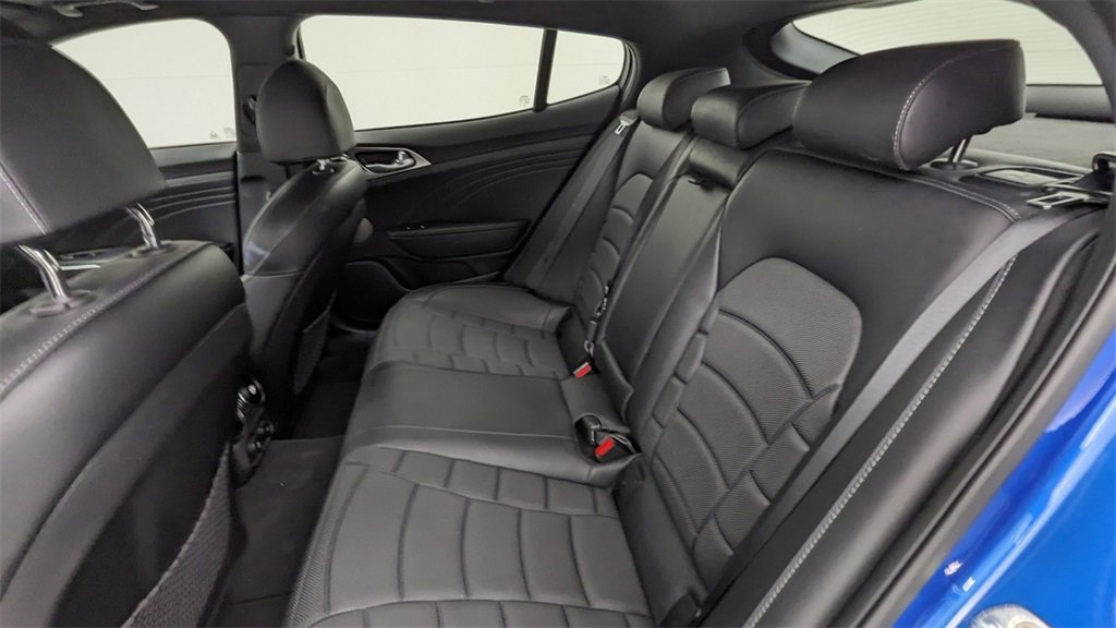 Used 2023 Kia Stinger GT2 image 36