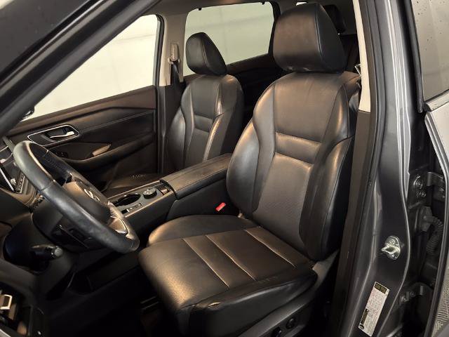 Used 2021 Nissan Rogue SV w/ Premium Package AWD/4WD image 18