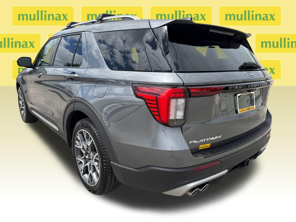 Certified 2025 Ford Explorer Platinum w/ Ultimate Package image 10