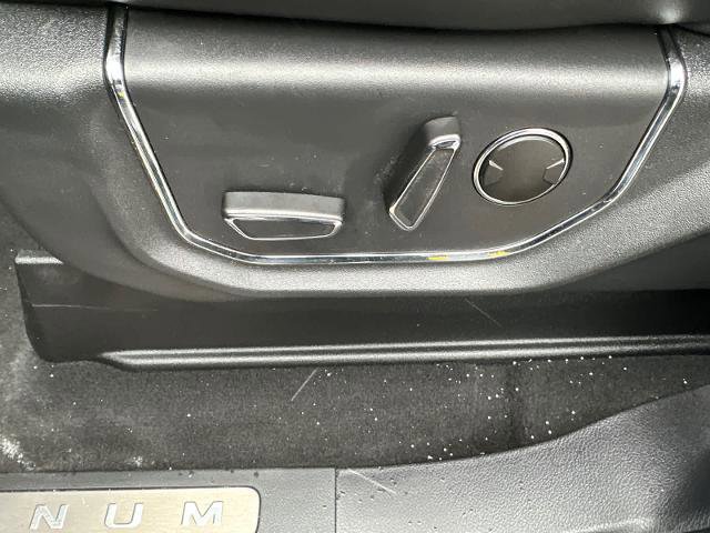 Certified 2023 Ford Expedition Max Platinum image 28