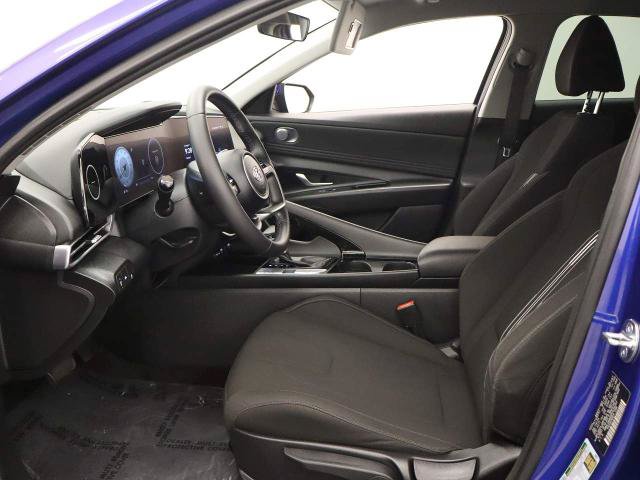Used 2023 Hyundai Elantra SEL w/ Convenience Package FWD image 37