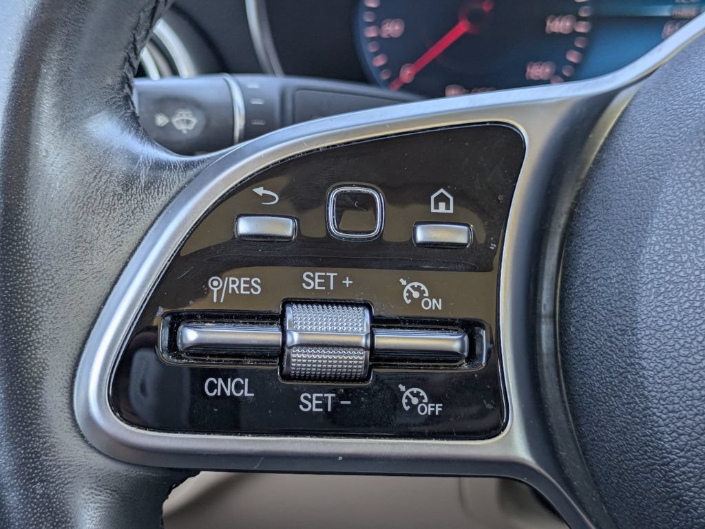 Used 2020 Mercedes-Benz C 300 4MATIC Sedan image 23