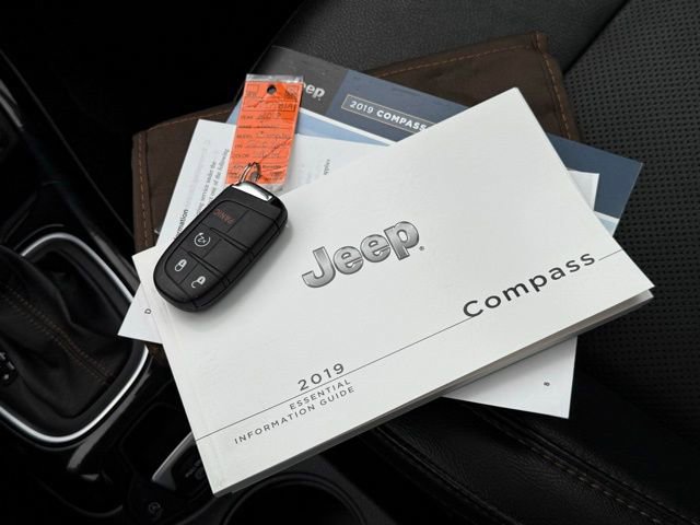 Used 2019 Jeep Compass Limited w/ Safety & Security Group image 7